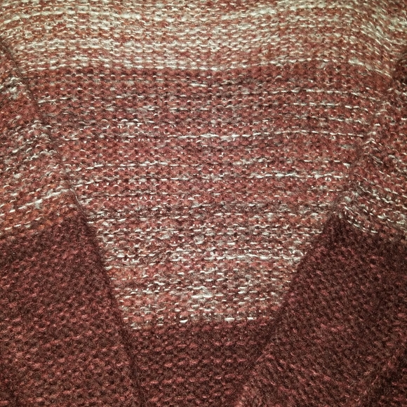 Cute Cream and Cranberry Ombre sweater - Picture 3 of 3